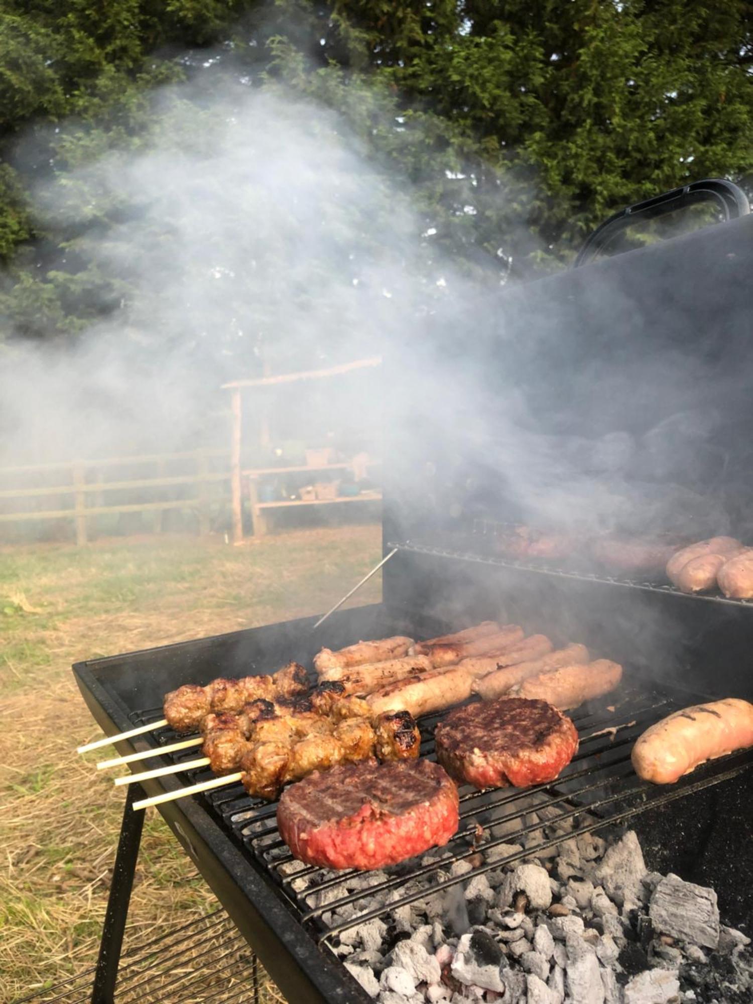 Swallows Oast Glamping Sedlescombe Esterno foto