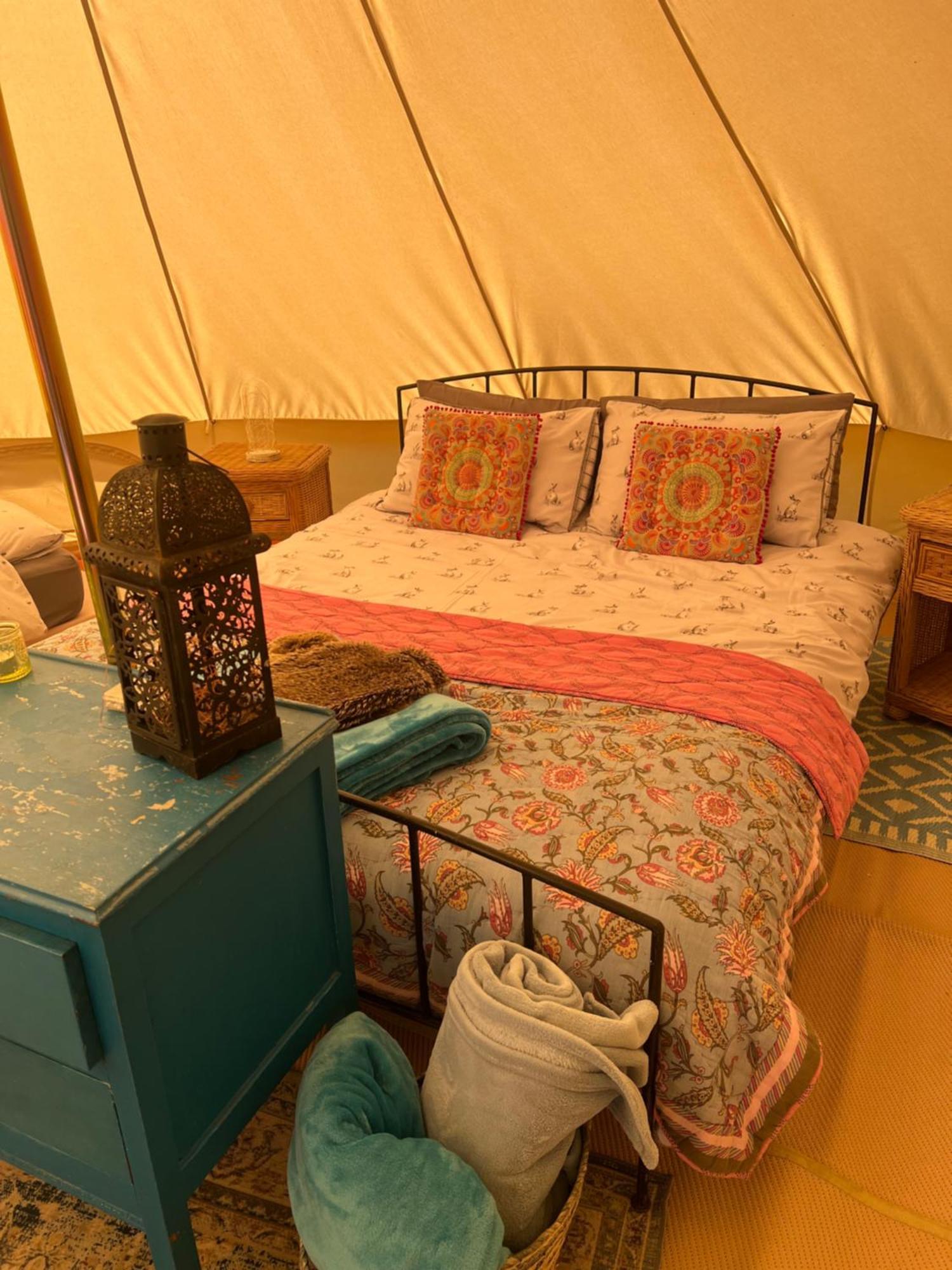 Swallows Oast Glamping Sedlescombe Esterno foto