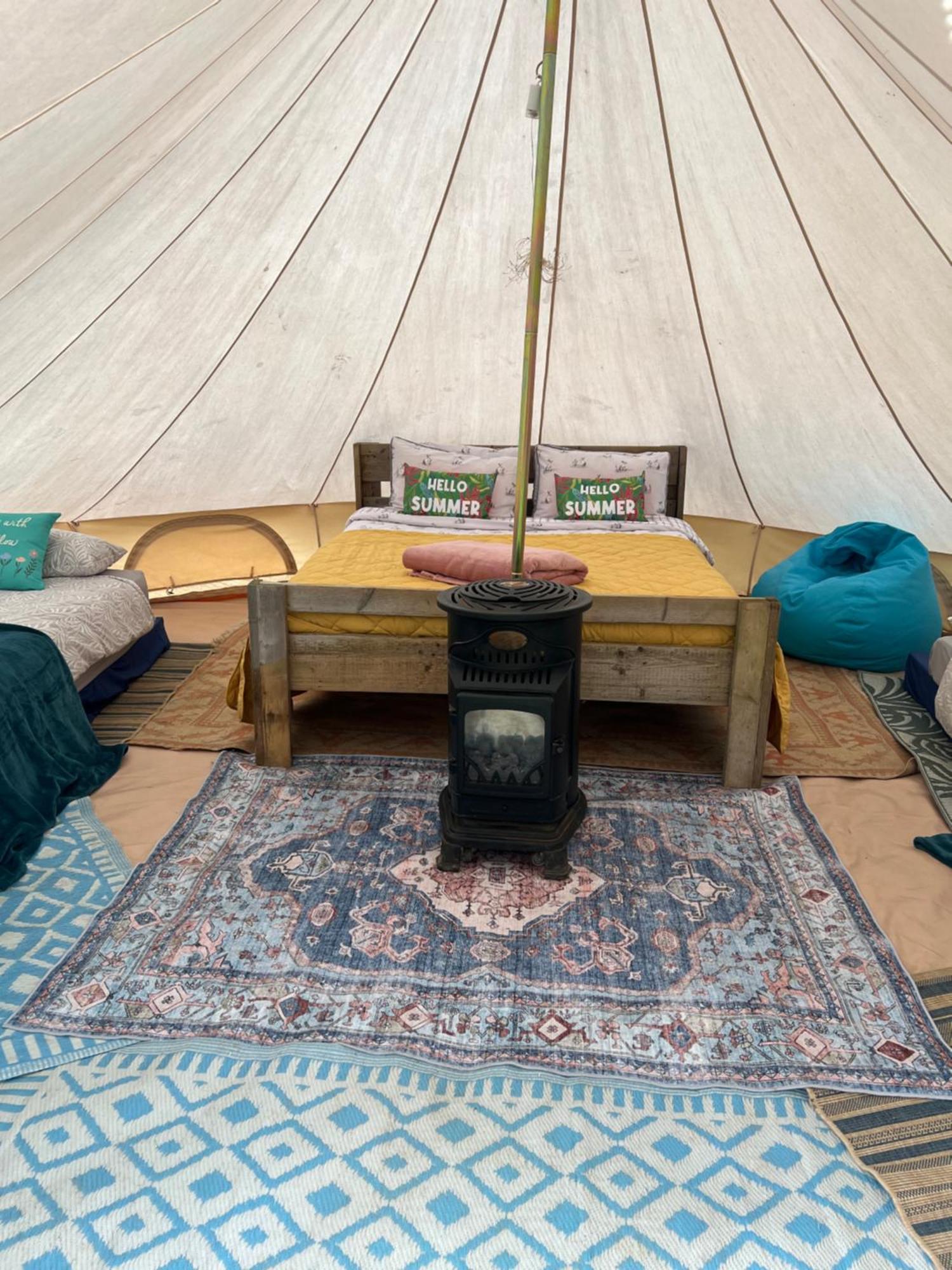 Swallows Oast Glamping Sedlescombe Esterno foto